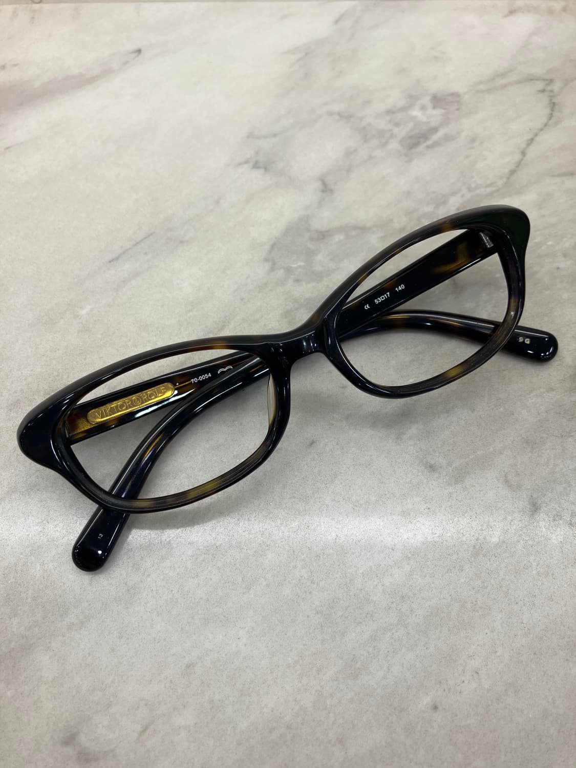 B37 빅터앤롤프 VIKTOR&ROLF 레오파드 슬림 오벌 뿔테 안경 상품이미지1