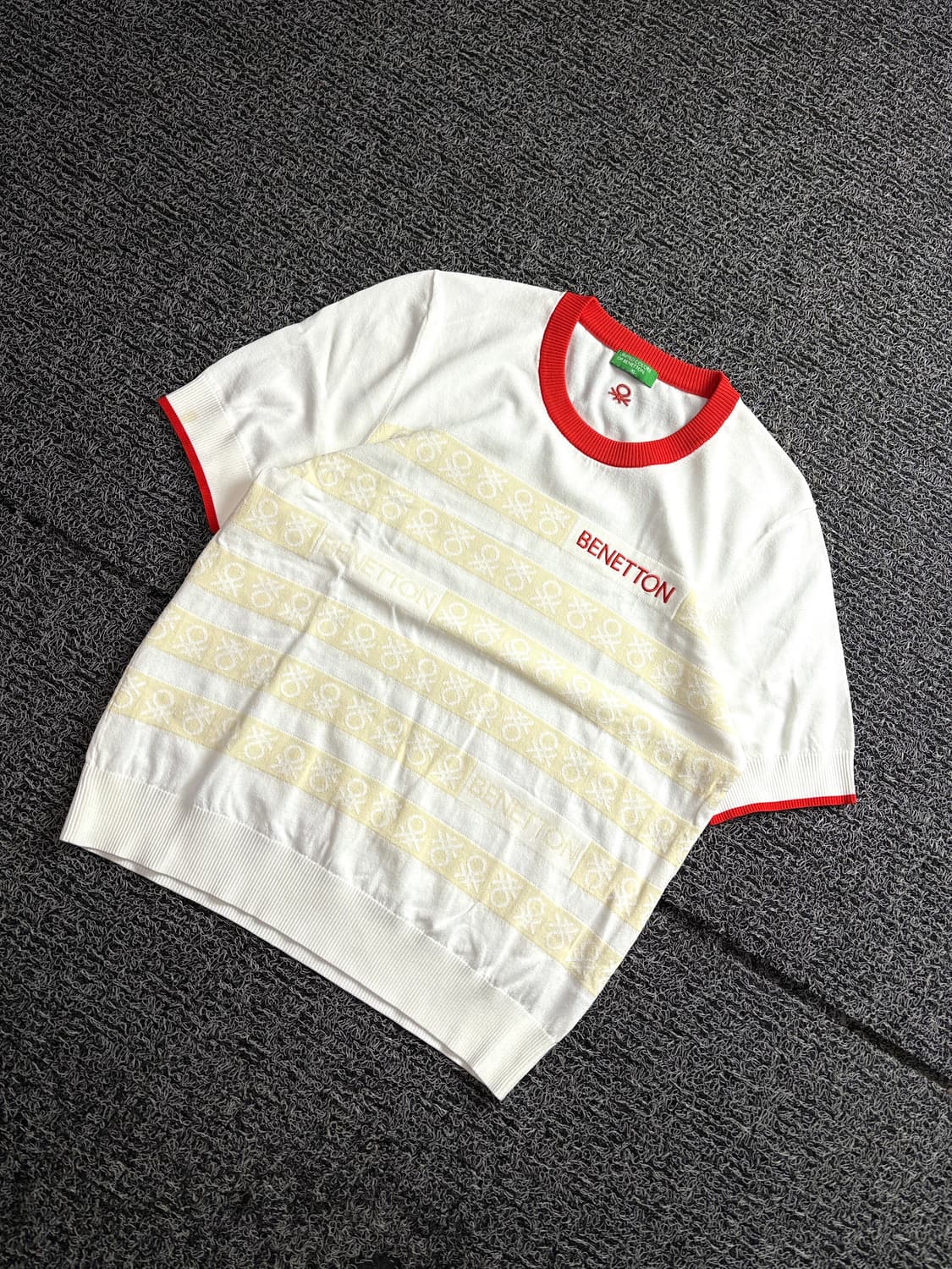 베네통 아카이브 패턴 링거티 반팔 니트 3179 상품이미지1