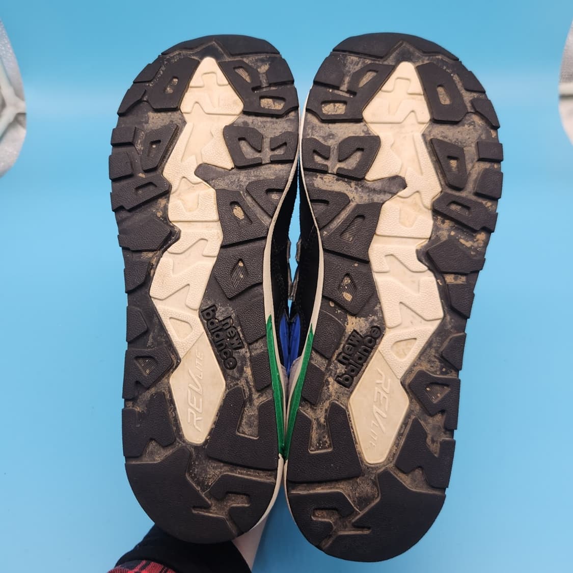 o 뉴발란스 580 남성운동화 270 상품이미지3