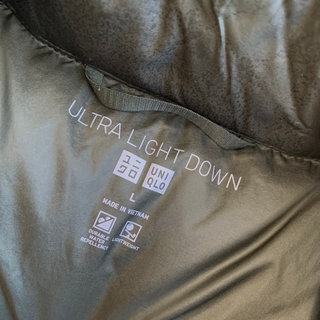 유니클로 울트라 라이트다운 볼륨 패딩 1775 상품이미지4