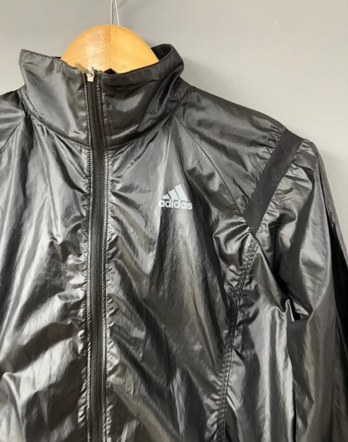 도쿄매장구매 아디다스 여성 바람막이  상품이미지2