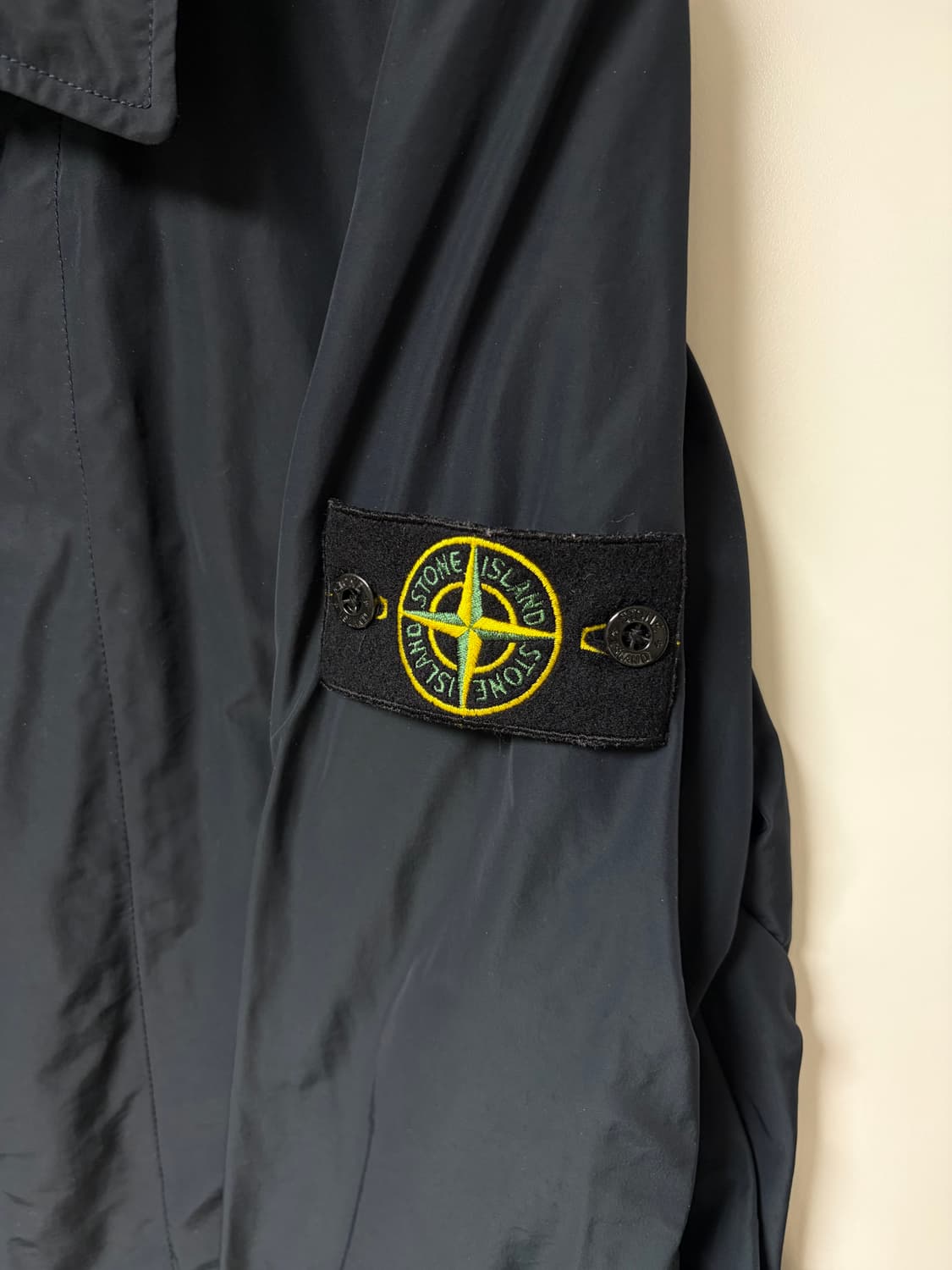 [A급] 스톤아일랜드 마이크로랩스 트렌치코트 다크네이비 상품이미지3
