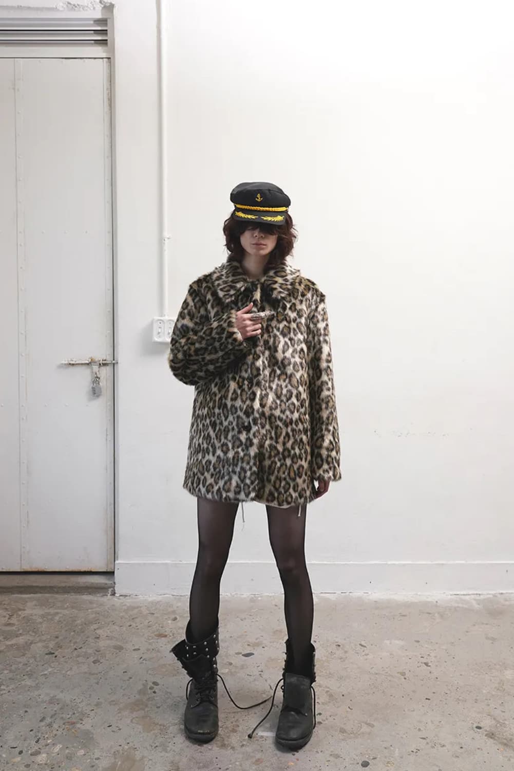 데어드 레오파드퍼 코트 Dared Leopard Faux Fur Coat 상품이미지3