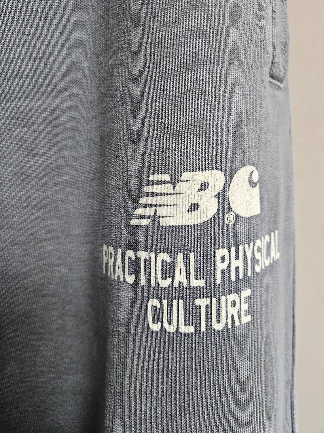 칼하트 wip x 뉴발란스 콜라보 스웻팬츠 M 상품이미지5