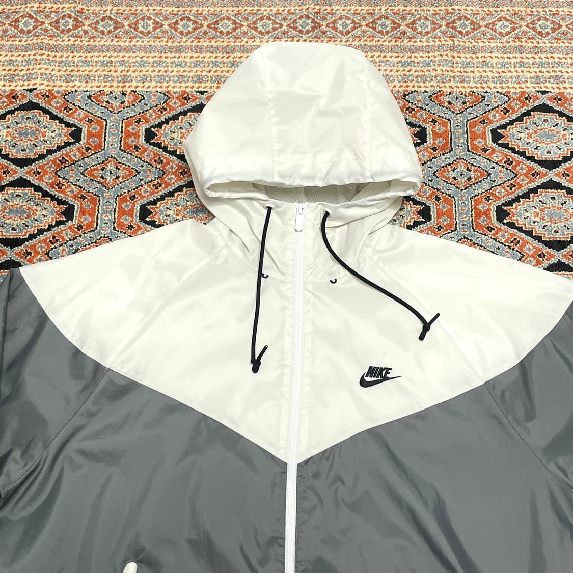 나이키 스몰로고 카키 바람막이 점퍼 남성XXL 상품이미지2