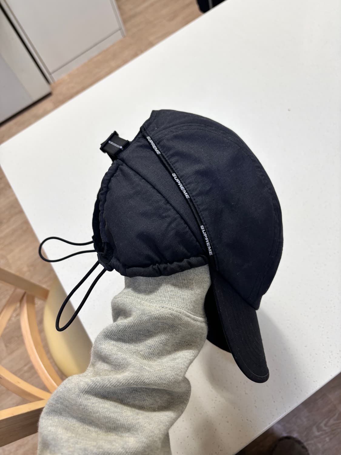 22fw 슈프림 패커블 이어플랩 상품이미지2