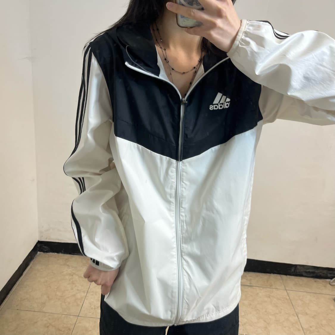 Adidas black white windbreaker 상품이미지3