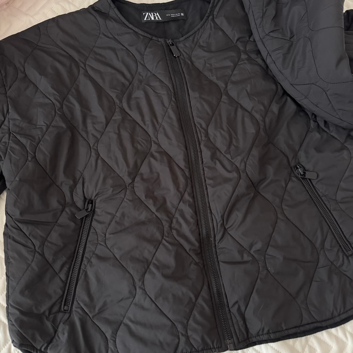 ZARA 자라 퀄팅 경량패딩 M 상품이미지4