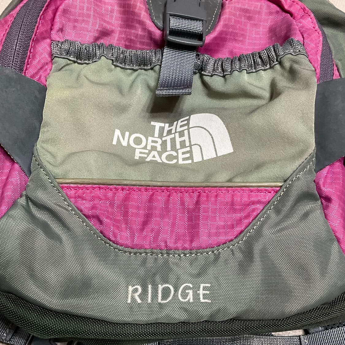 노스페이스 릿지 핑크 백팩 상품이미지3