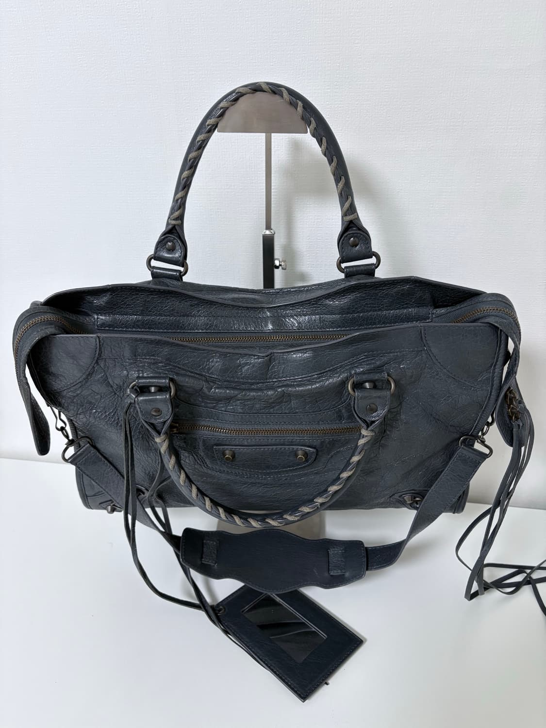 발렌시아가 시티 모터백 다크그레이 상품이미지9