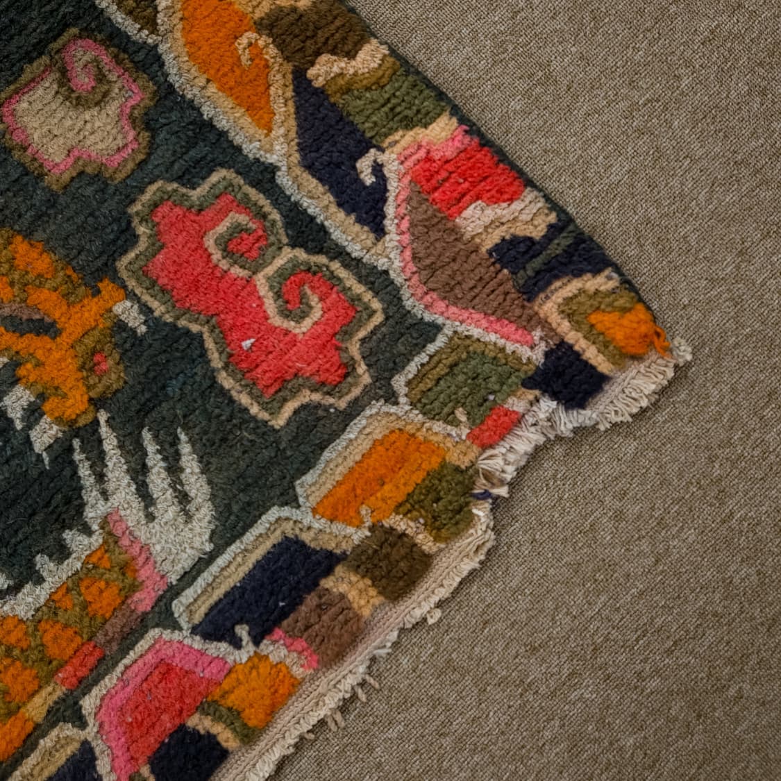 Vintage Tibetan Double Dragon Rug 상품이미지7