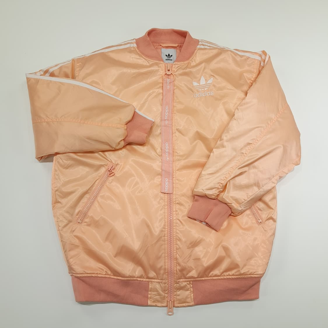 CN892W M 아디다스 오리지널 살몬 핑크 봄버 패딩 상품이미지2