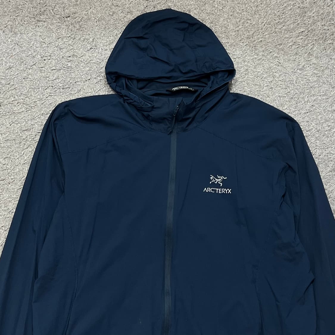 [100] 아크테릭스 바람막이 상품이미지1