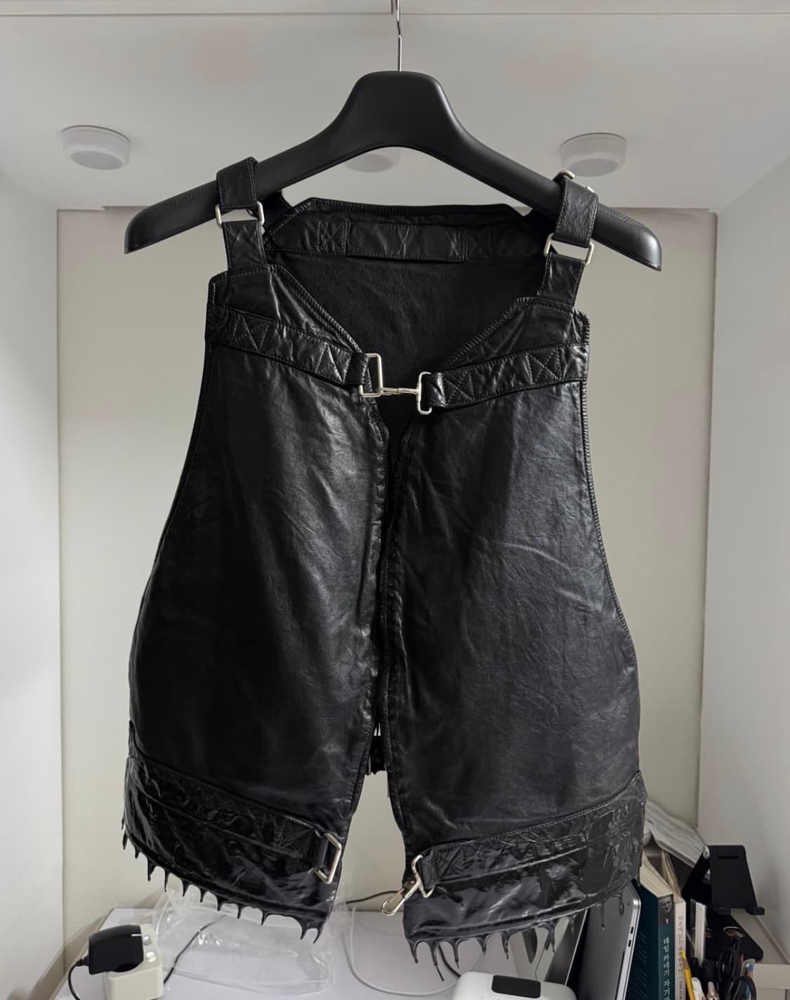 Object Dyed Drip-Rubbered Vest Bag 상품이미지1