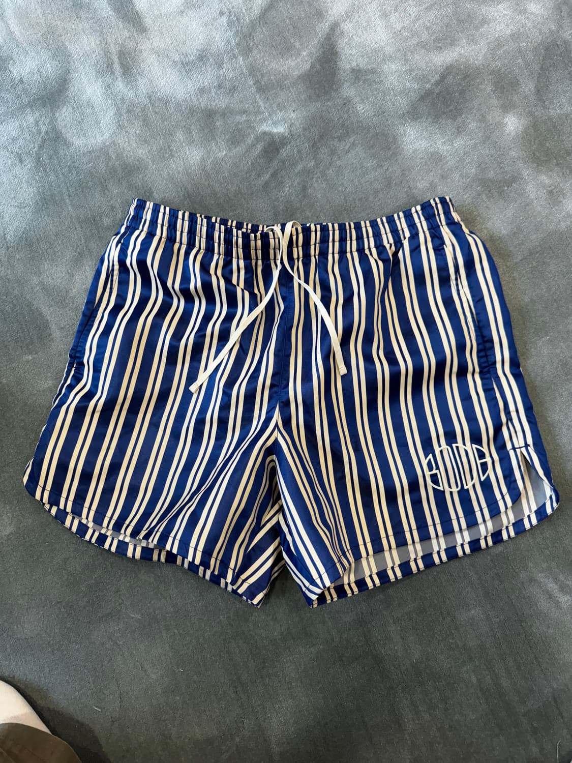 나이키 보디 쇼츠 L 상품이미지1