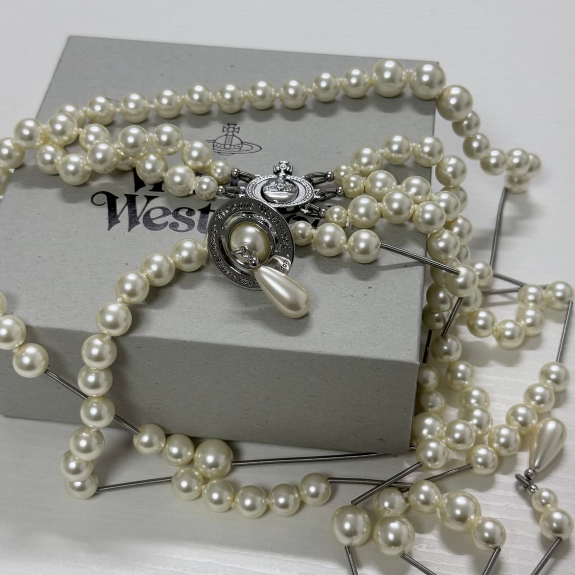 비비안웨스트우드 진주 펄 드롭 목걸이 상품이미지3