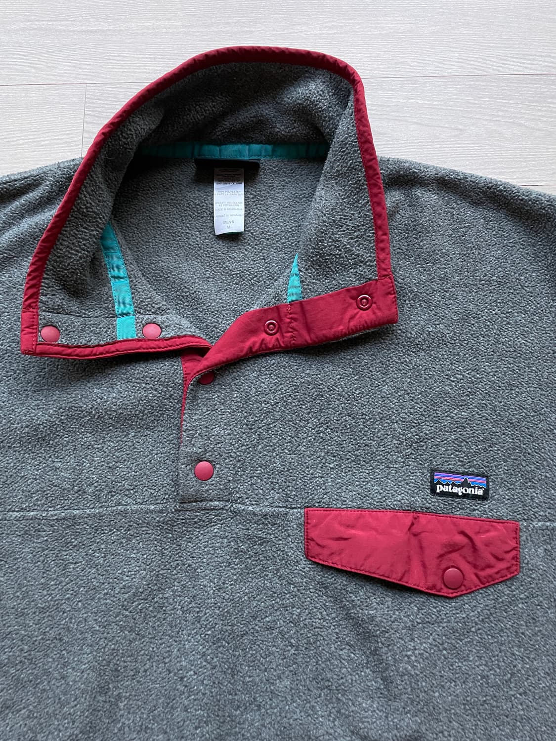 파타고니아 신칠라 니켈 그레이 레드 플리스 patagonia 상품이미지4