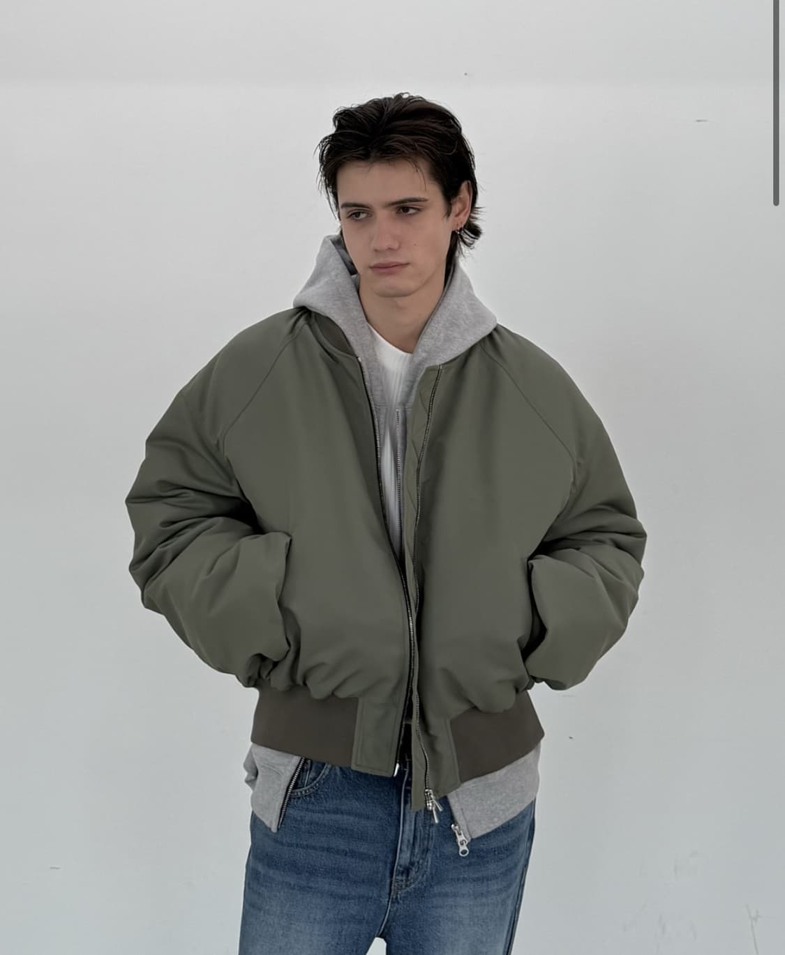 [M] 준느 25fw j48 나일론 패디드 봄버 카키 상품이미지1