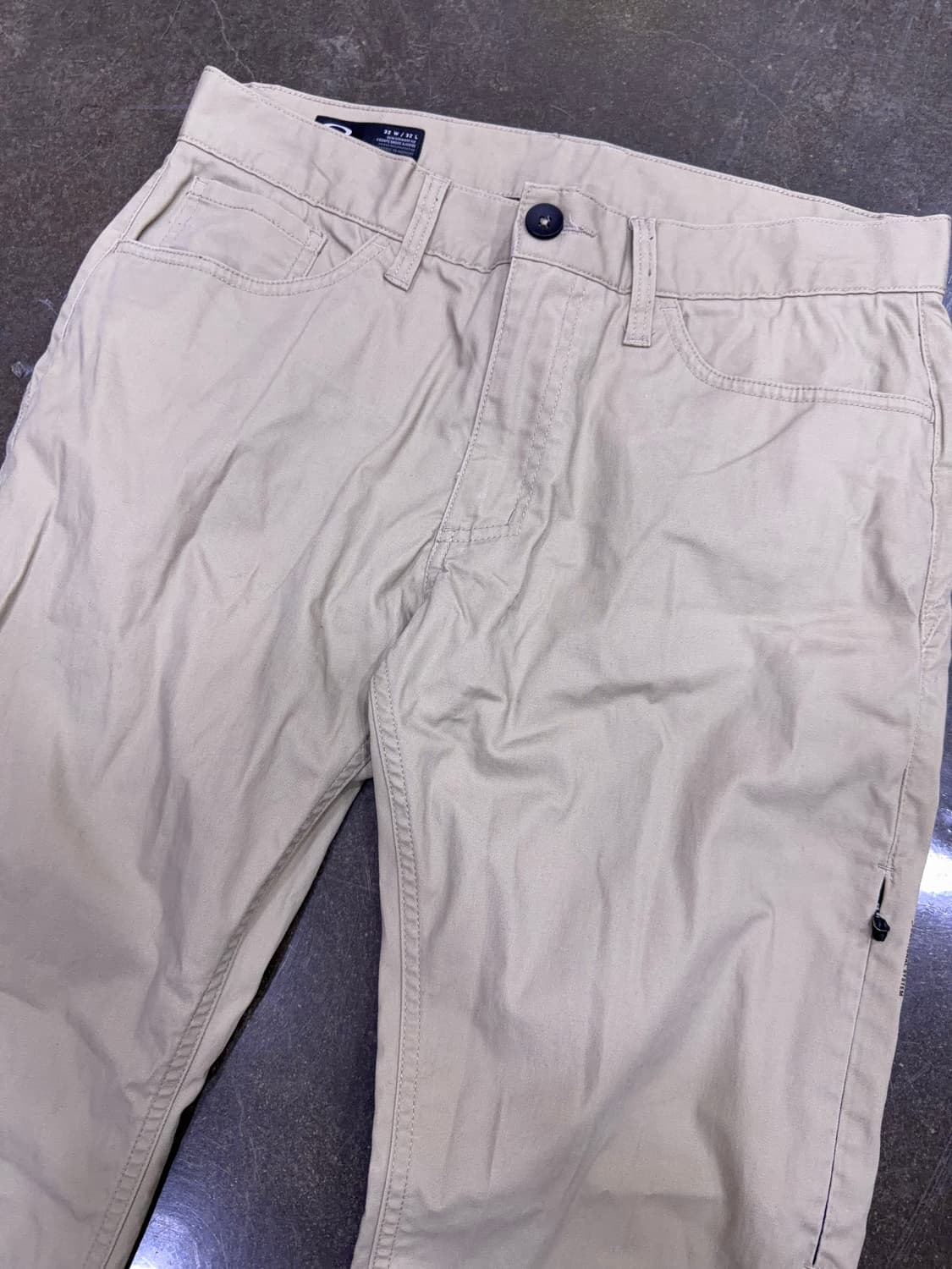 오클리 슬림 스트레이트핏 펑션 지퍼 포인트 코튼 베이지 팬츠 32 상품이미지3