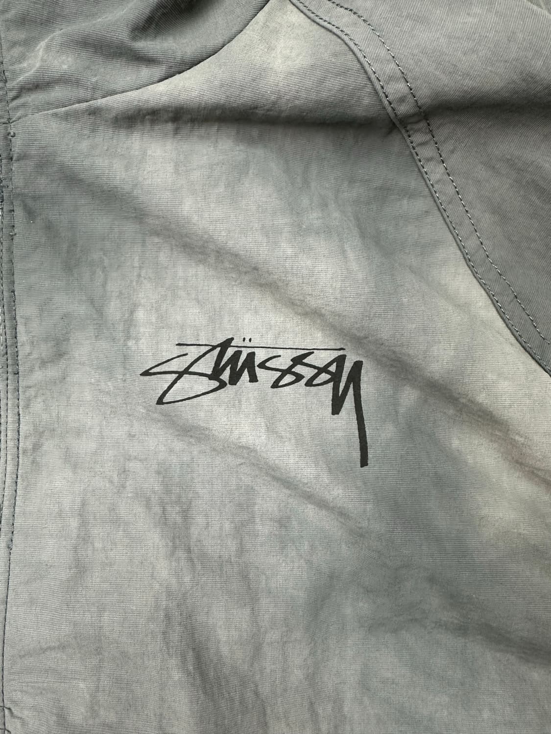 [M] 정품 스투시 웨이브 다이 비치 쉘 자켓 그레이 상품이미지4