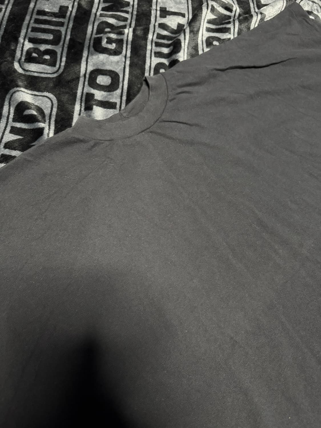 로스 앤젤레스 어패럴 싱글 스티치 심리스 디럭스 티 블랙 상품이미지3