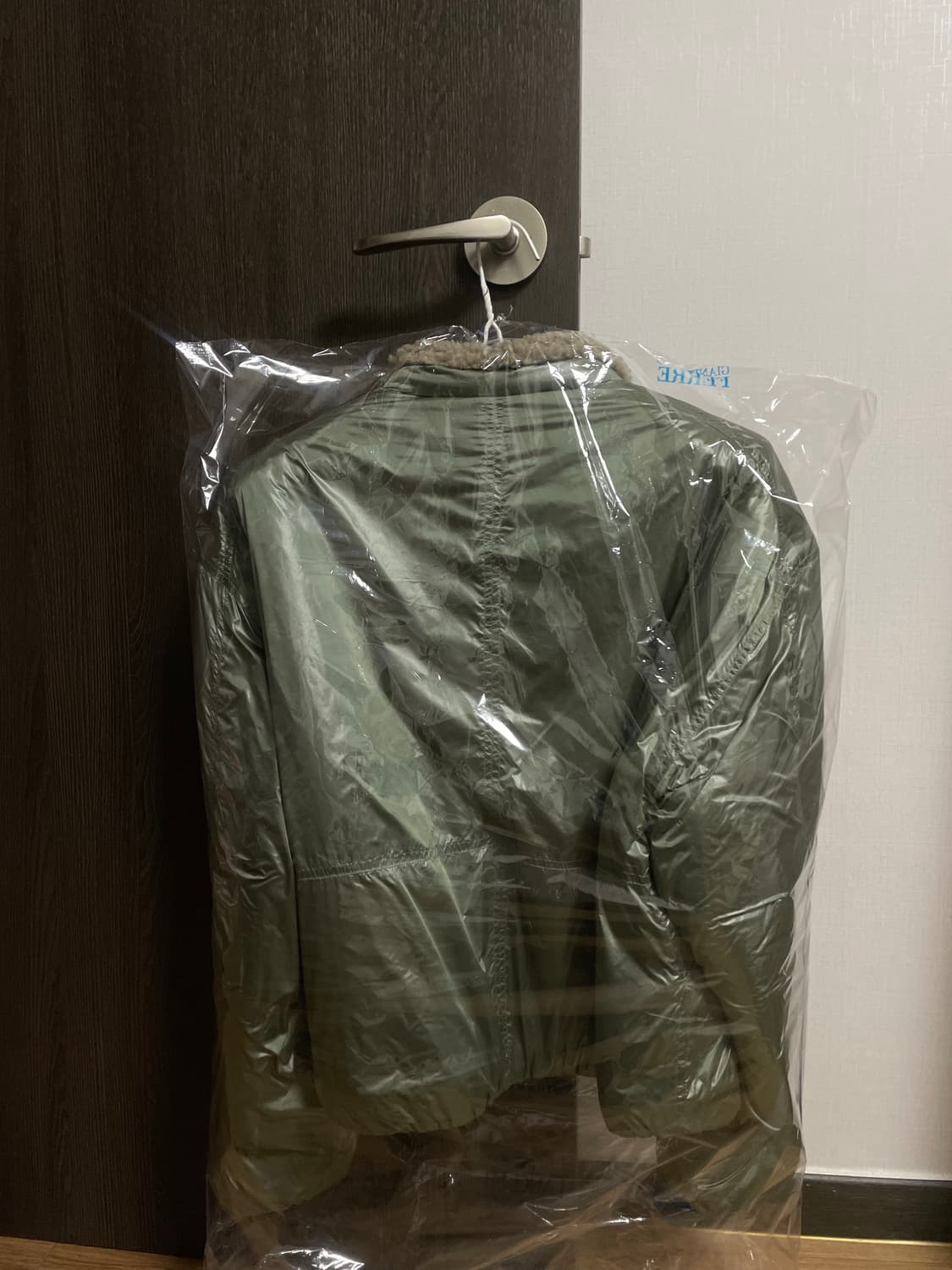 모노크롬 벤느 패딩점퍼 상품이미지7