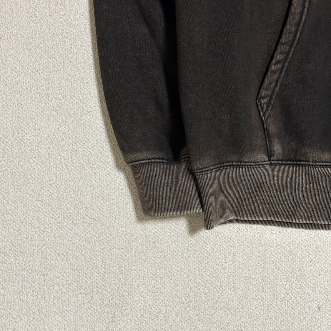 비바스튜디오 THE BAD NEWS 후디 상품이미지4