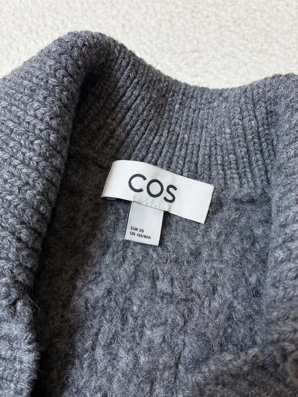코스 COS 알파카 부클레 크롭 니트 PN7144 상품이미지6