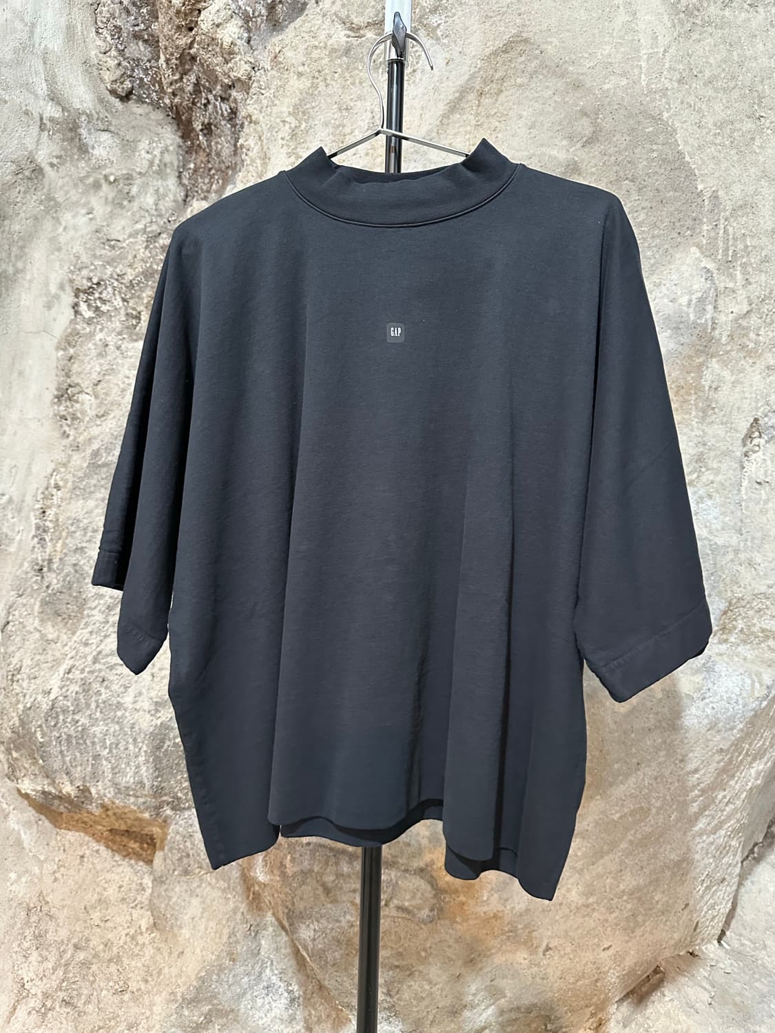 이지 갭 엔지니어드 바이 발렌시아가 로고 3/4 슬리브 티 상품이미지2