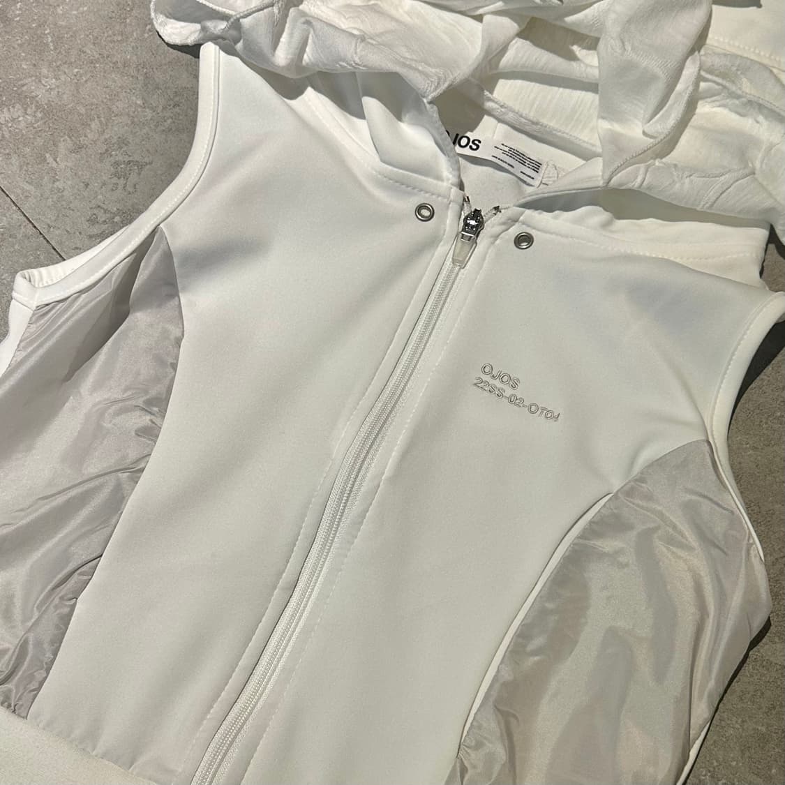 오호스 머플러 복서 후디 집업 화이트 상품이미지5