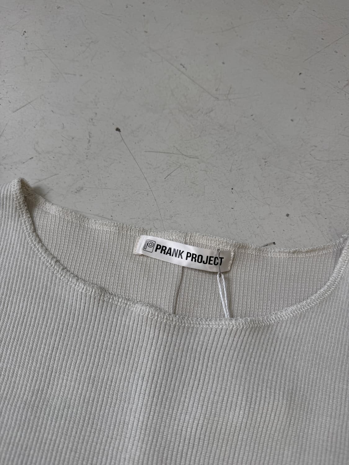 distressed long sleeve  상품이미지2