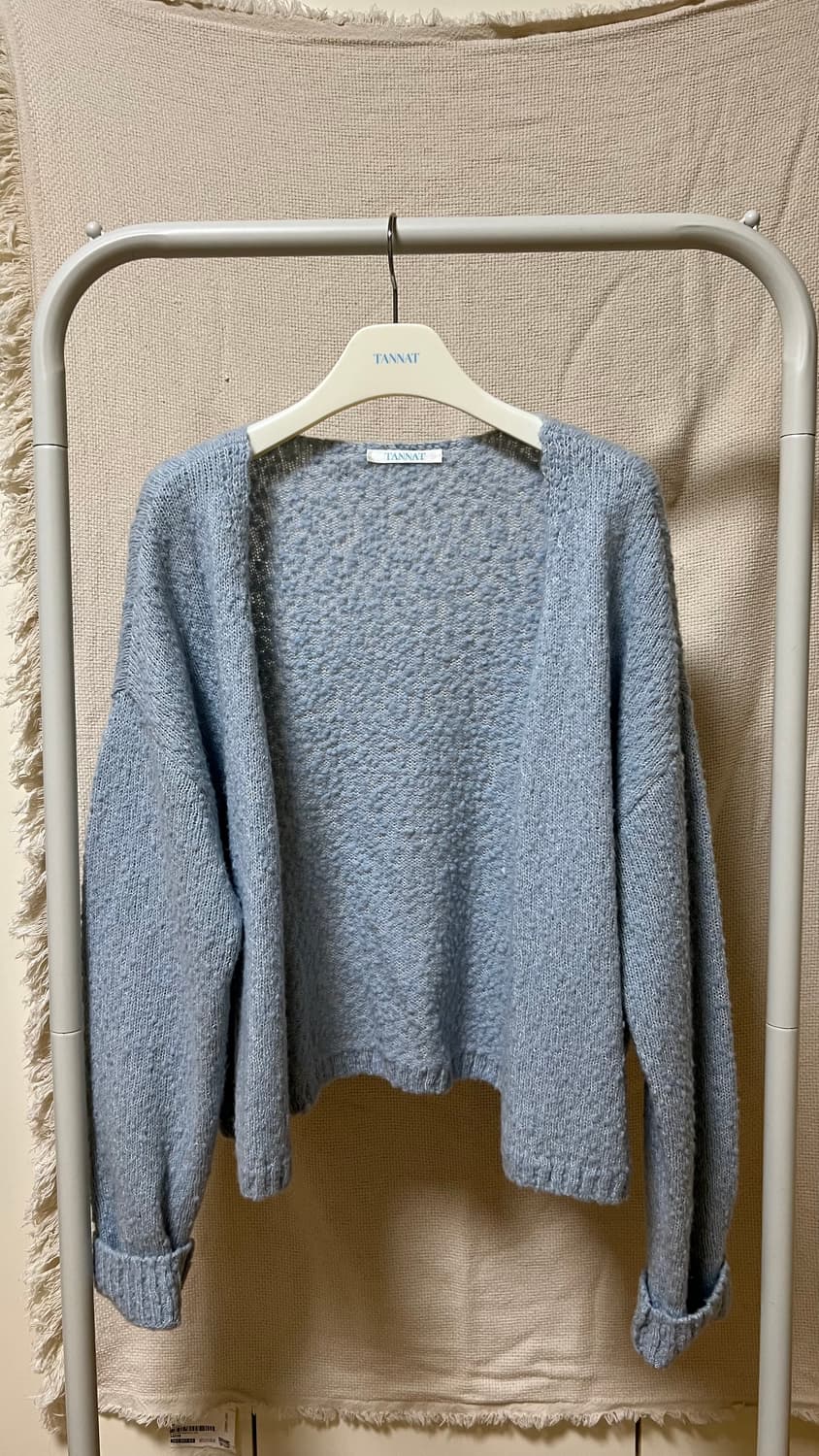 타낫 플러피 숏 가디건 스카이블루 상품이미지1