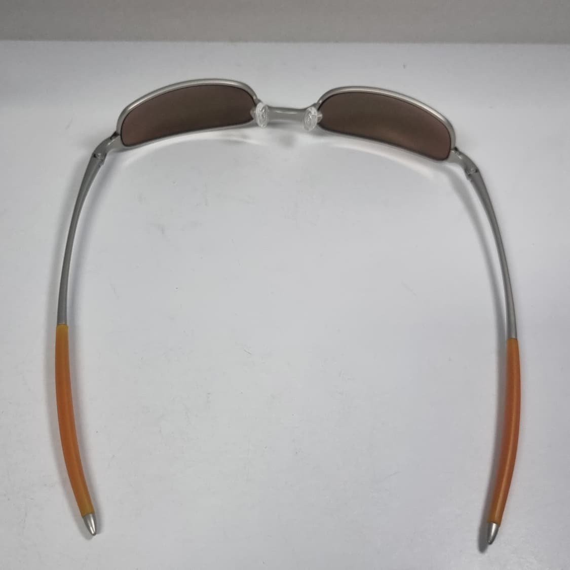 오클리 스퀘어와이어 2.0 스프링 실버 상품이미지8