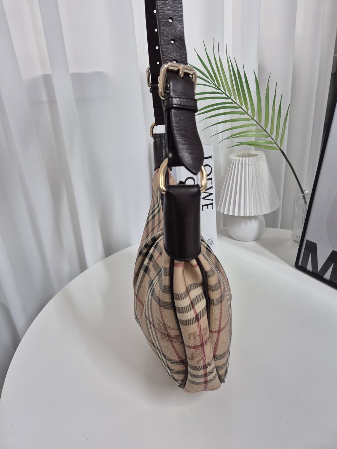 버버리 노바체크 호보백 상품이미지5