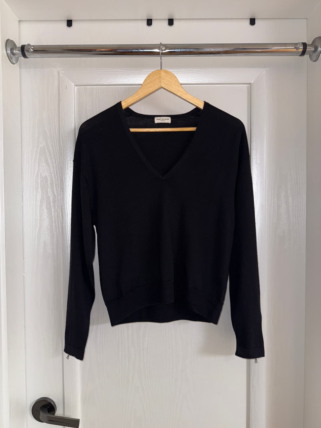 V-neck zipped sleeve knit 상품이미지2