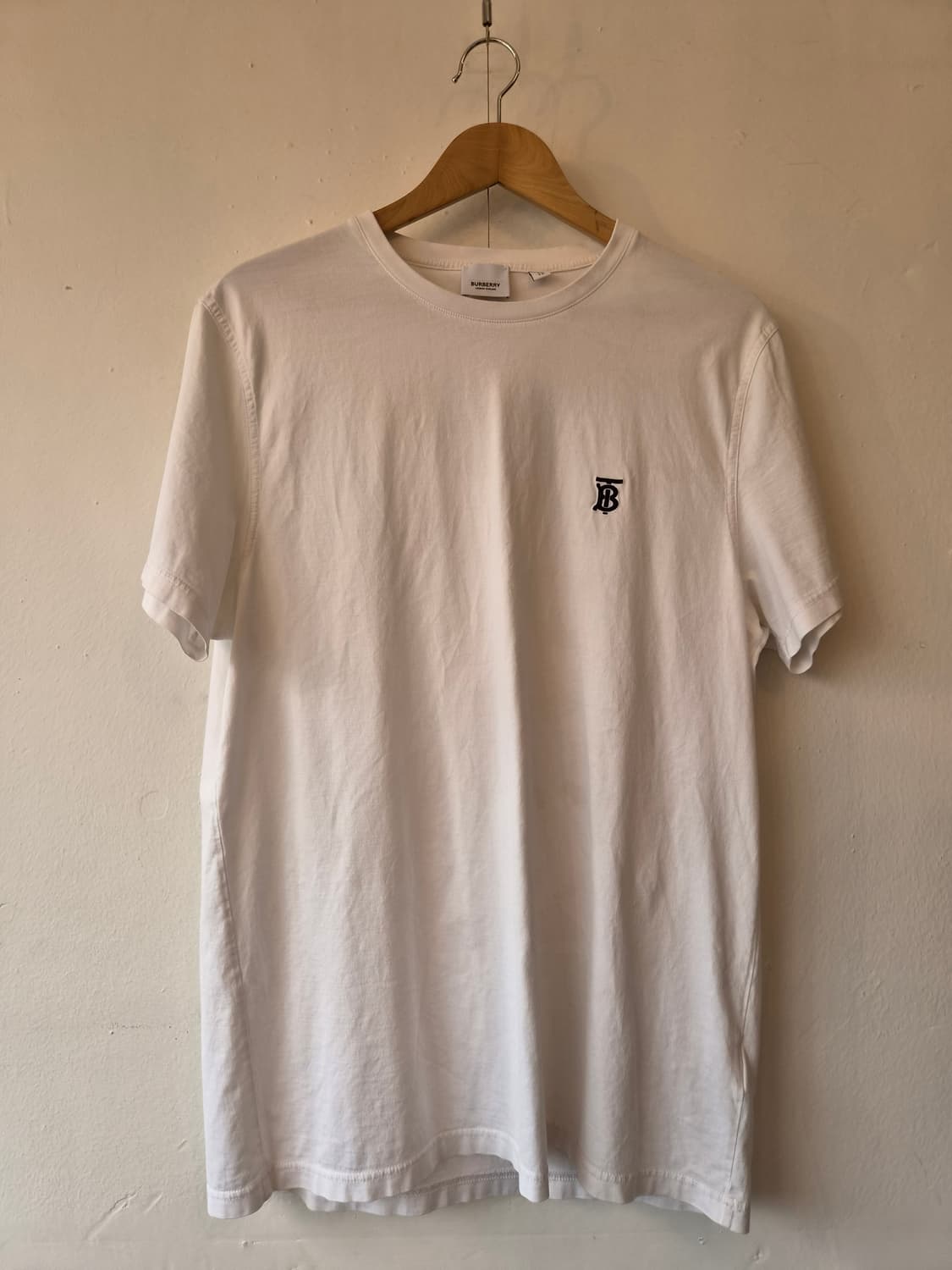 버버리 남성 화이트라운드반팔티셔츠 XL사이즈 상품이미지2