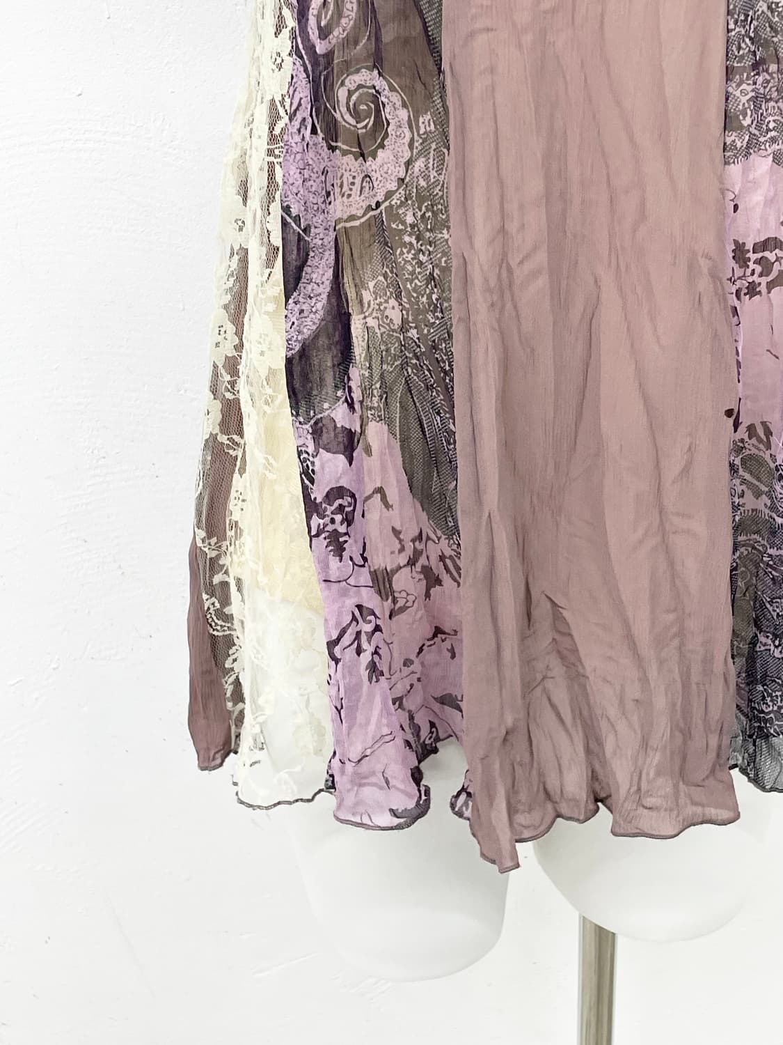 오리엔탈 페어리 비즈 디테일 슬리브리스 상품이미지3