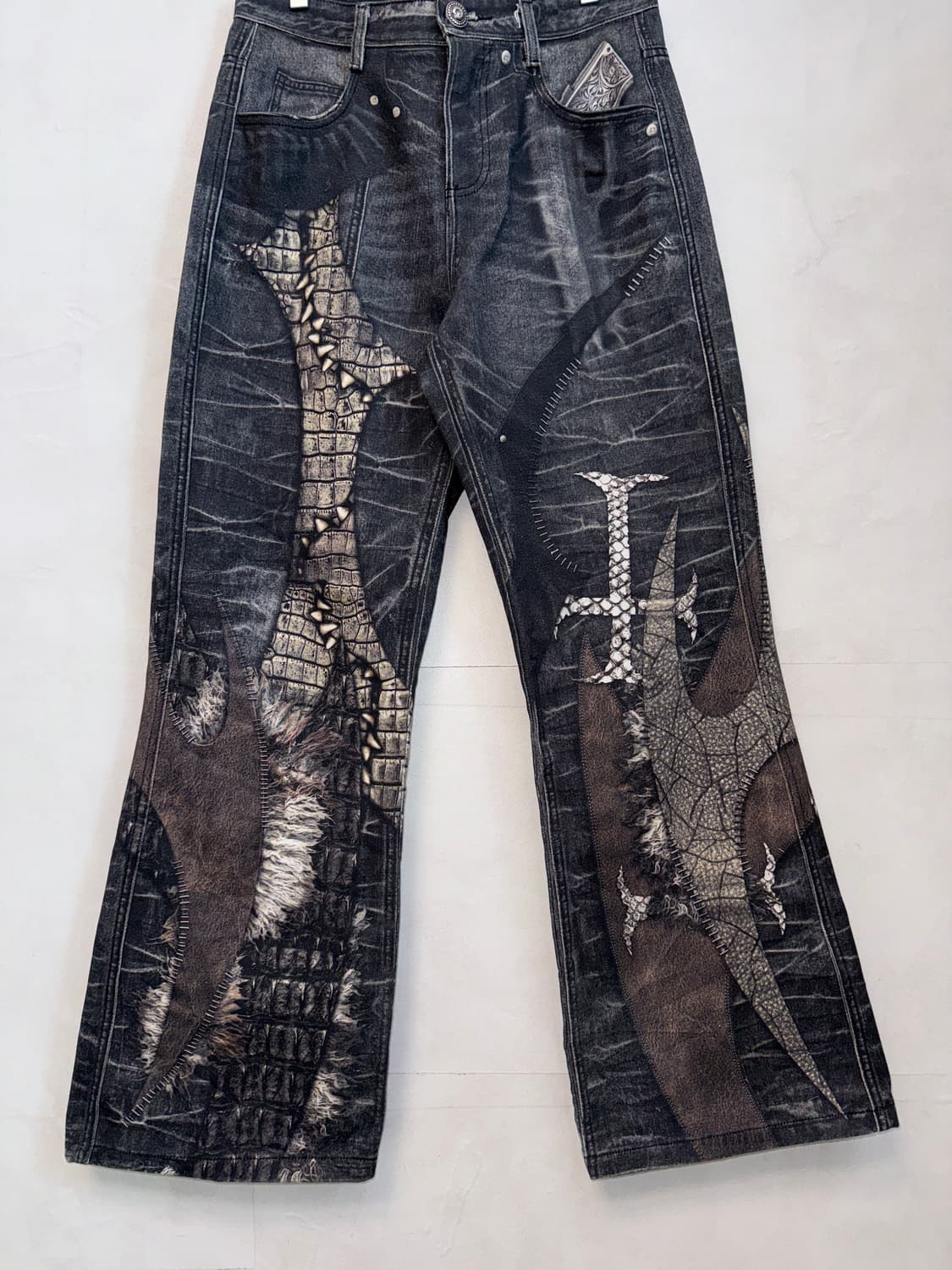 Washing denim python cross printed pants 상품이미지4