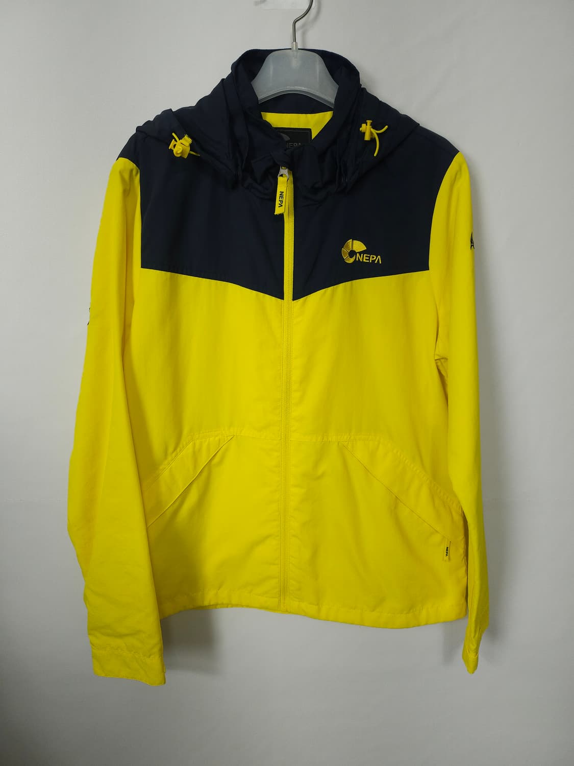 네파 여성 바람막이 점퍼 95 (M) 옐로우네이비 상품이미지1