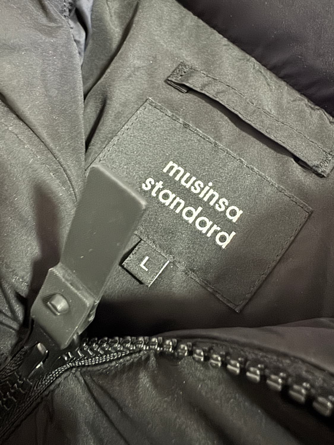 무신사 스탠다드 덕 다운 미니멀 푸퍼 숏 패딩 L 블랙 상품이미지3