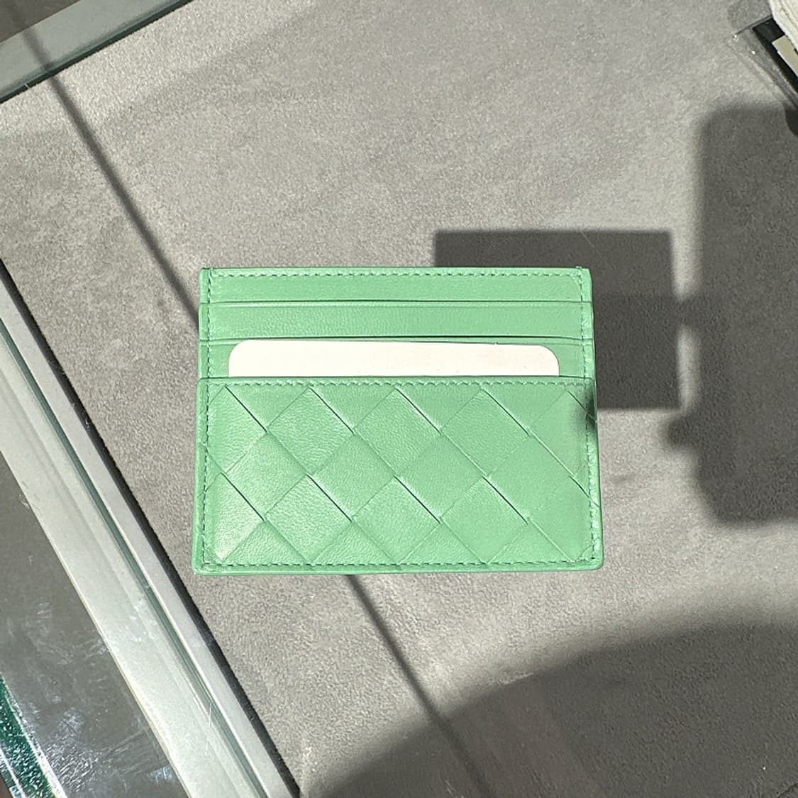 (정품/새상품) 보테가베네타 민트 인트레치아토 카드지갑 상품이미지3