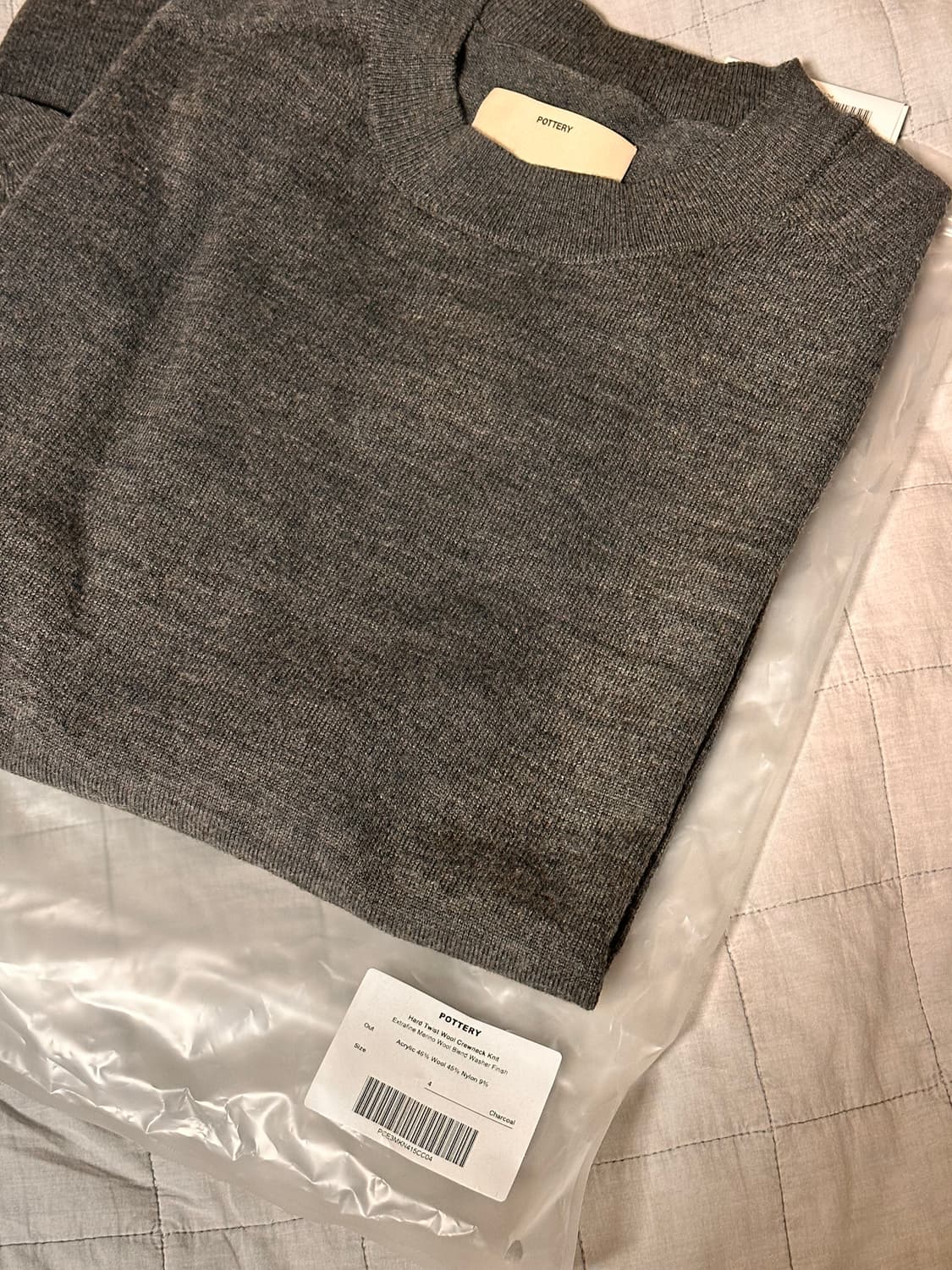 POTTERY 차콜 크루넥 니트 4사이즈 상품이미지2