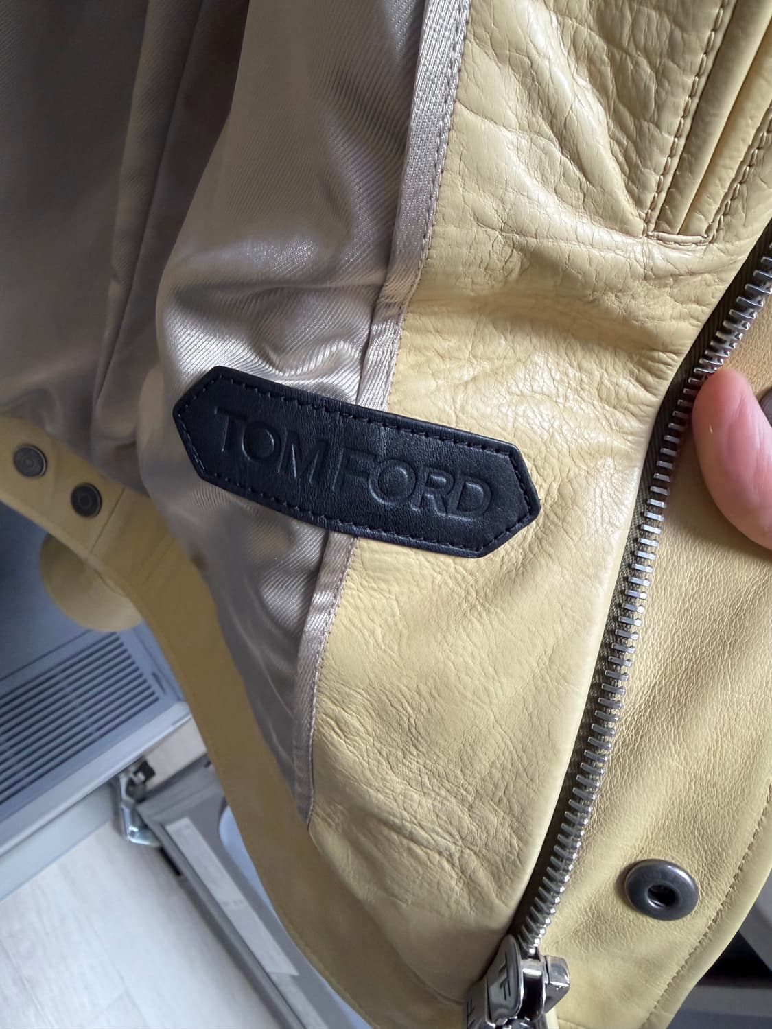 톰포드 레더 자켓 (사이즈 48) 상품이미지3