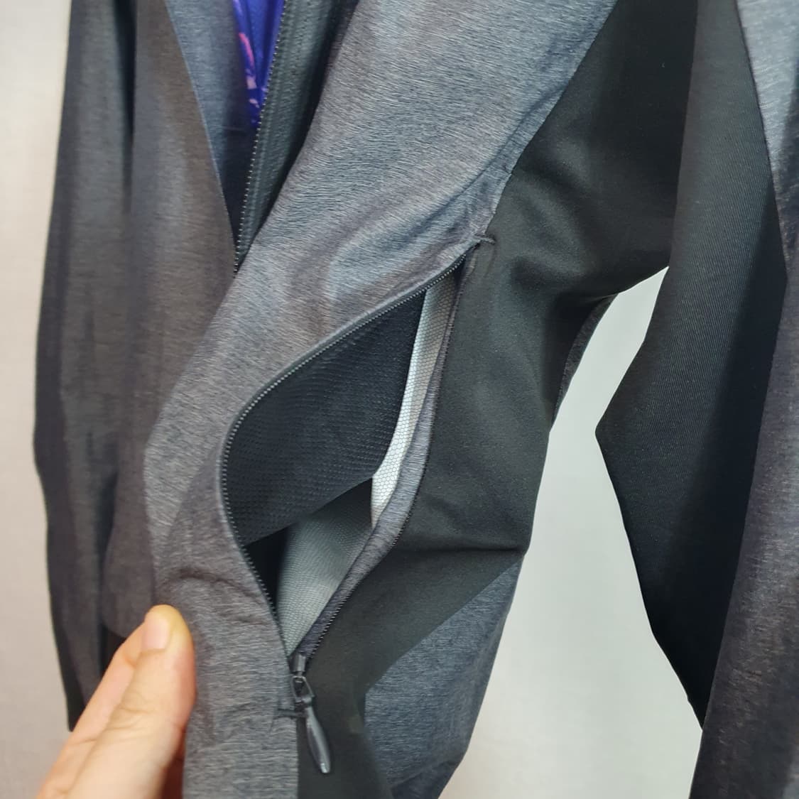 아디다스 러닝집업 후드집업 져지 트레이닝복 90사이즈 상품이미지6