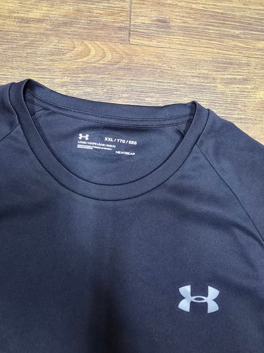 언더아머 블랙반팔  상품이미지2