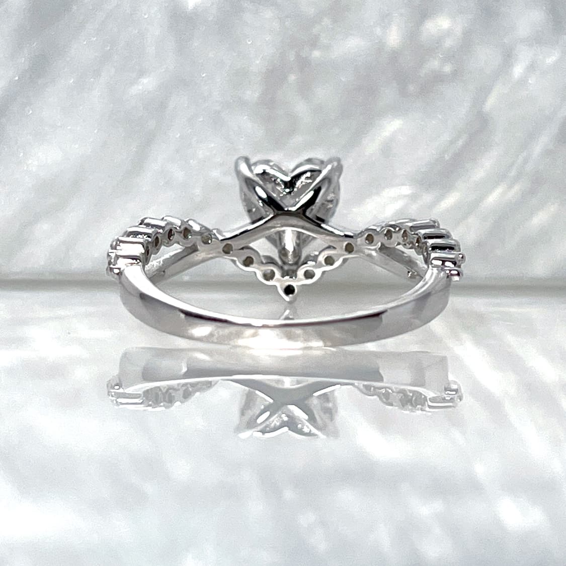 *새상품* 모이사나이트 하트 컷 은반지 상품이미지4