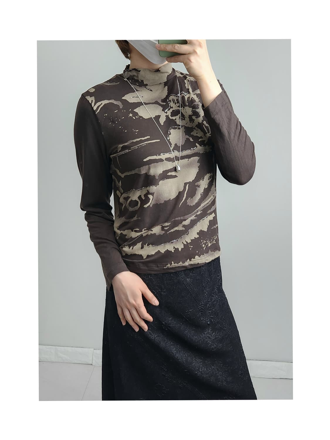 패턴 롱슬리브 탑 상품이미지1