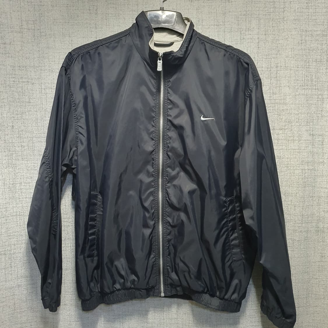 나이키 윈드브레이커 스우시  블랙 바람막이 점퍼  상품이미지1