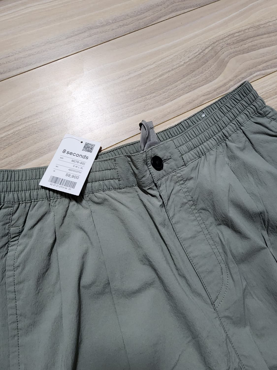 에잇세컨즈팬츠바지m사이즈카키색상 상품이미지3