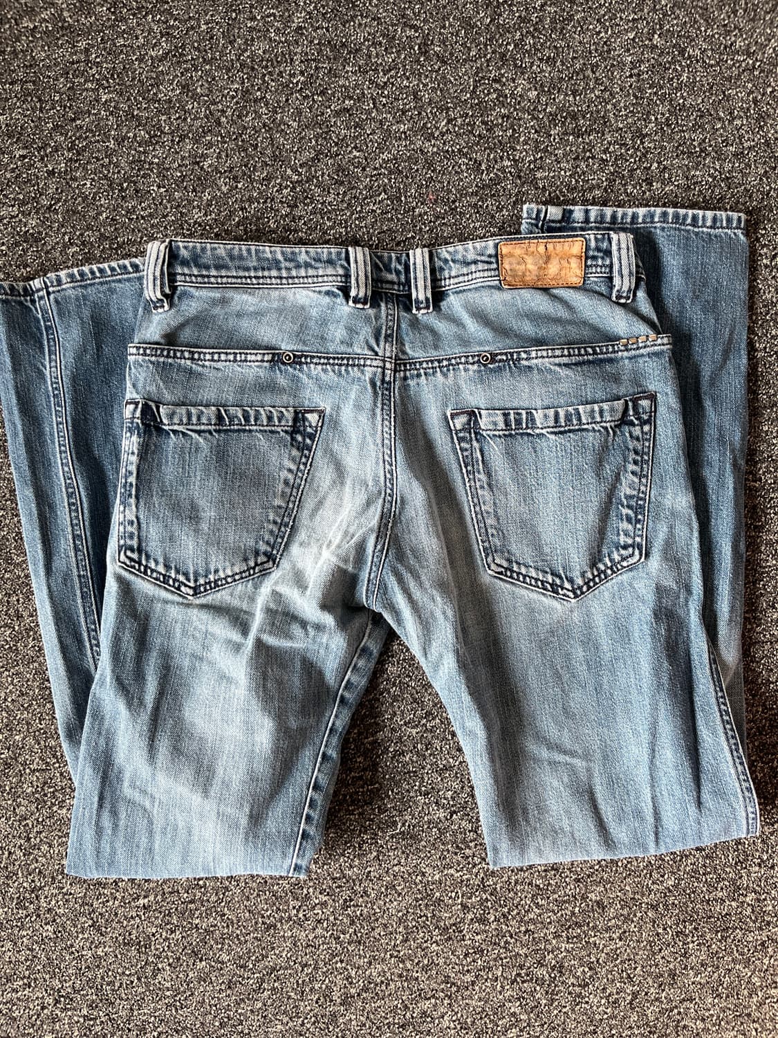 DIESEL 디젤 지퍼 스터드 디테일 청바지 W31 L32 상품이미지4